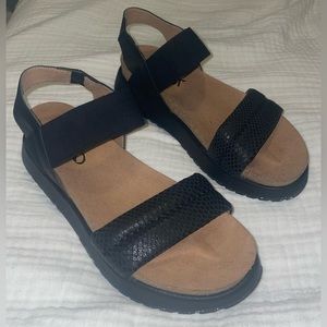OTBT Libra Black Platform Sandal Black Women’s 9